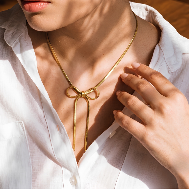 Ruban Bow Tassel Necklace
